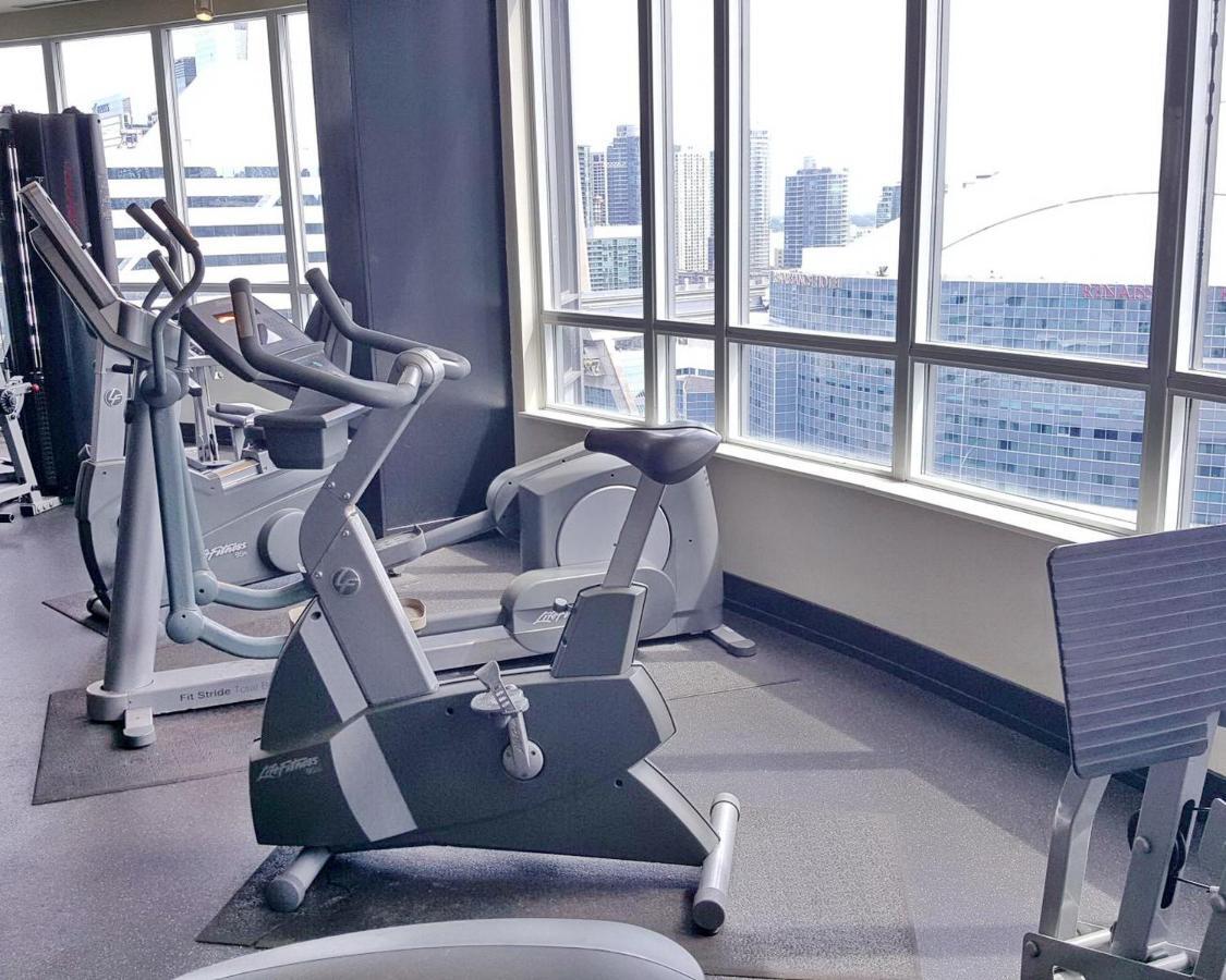 Blue Jays Aparment Leilighet Toronto Eksteriør bilde